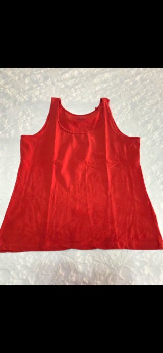 Camiseta sin mangas roja
