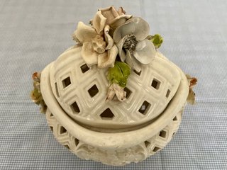 Porta Pot-Pourri Ceramica Traforato Vintage