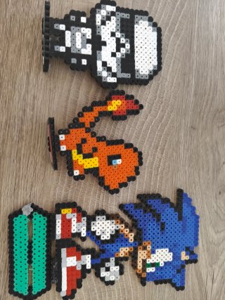 Figuras de hama beads (3×1)