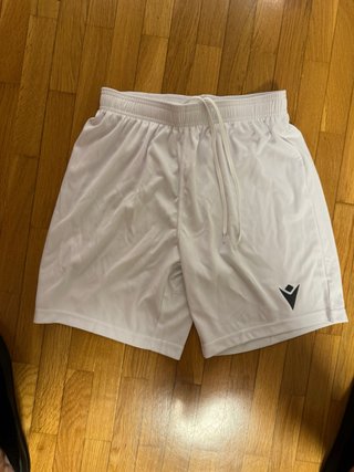 Pantalón corto fútbol Macron blanco