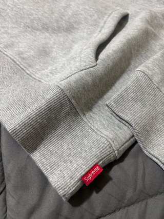 Sudadera Supreme Gris y Roja - Talla M