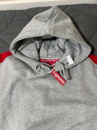 Sudadera Supreme Gris y Roja - Talla M