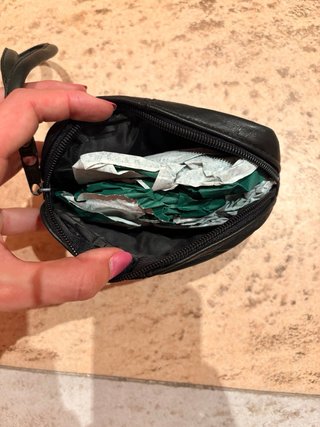 Monedero de Piel Negro