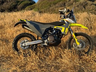 Husqvarna 701 enduro rally