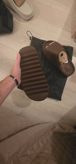 Sandalias Yeezy Marrones Talla 44