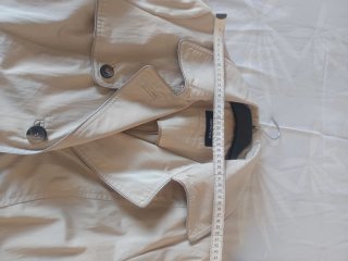 Gabardina corta Elena Miró beige