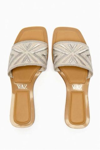 Sandalias Zara