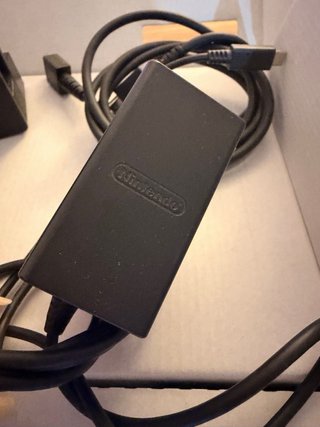 Nintendo Switch V2 + Accesorios