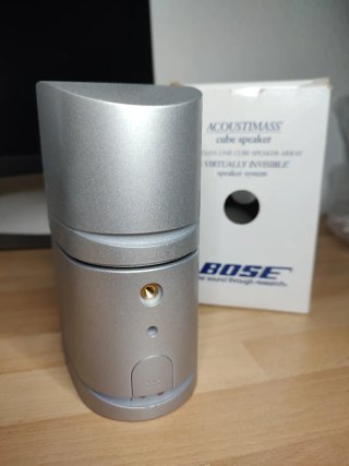 Bose Acoustimass Cube Speaker Doble plata