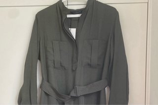Vestido Zara verde militar Talla S Nuevo