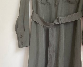 Vestido Zara verde militar Talla S Nuevo