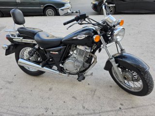 Suzuki Marauder 250 Negra