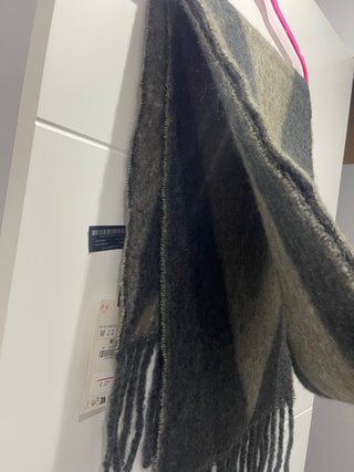Bufanda Zara Geometría Gris Oscuro