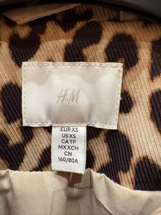 Chaqueta H&M Animal Print  nueva sin estrenar