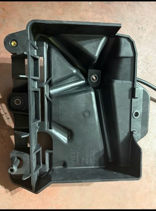 Soporte Batería Skoda Fabia Mk3 / Polo V