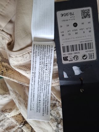 Pantalones Massimo Dutti crema serpiente EU38 NWT