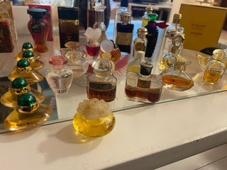 Miniaturas de Perfume Antiguas Varias