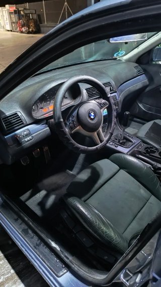 '04 BMW E46 Touring 318i (pegatina C)