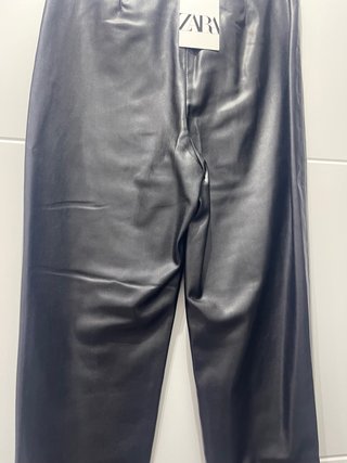 Leggings polipiel ZARA negros