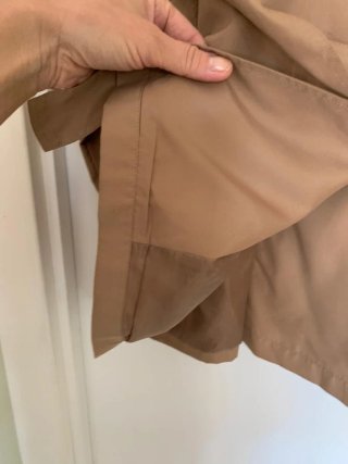 Gabardina corta beige