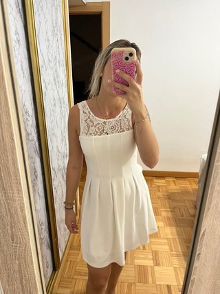 Vestido blanco con encaje