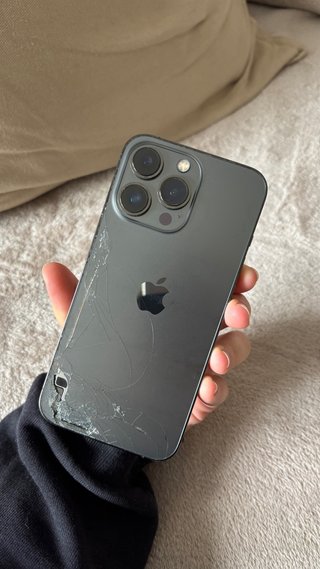 Lote iPhone 13 Pro 256GB y iPhone 11 128GB