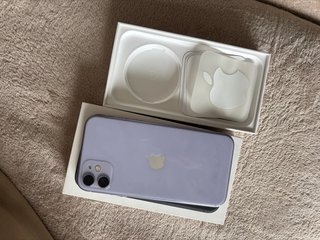 Lote iPhone 13 Pro 256GB y iPhone 11 128GB