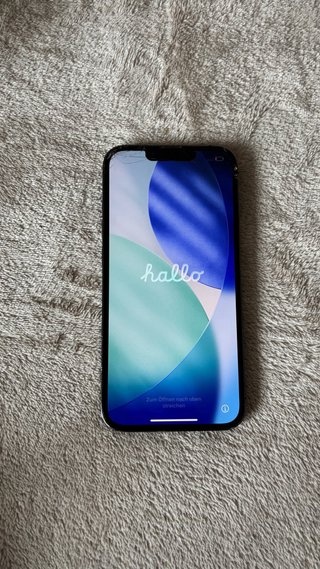 Lote iPhone 13 Pro 256GB y iPhone 11 128GB