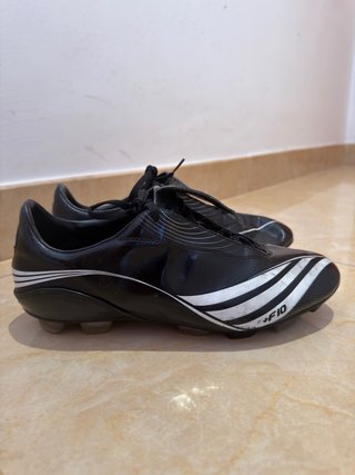 Botas de fútbol adidas +F10 negras vintage 2000’