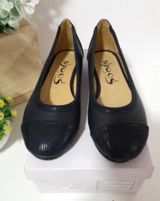 Sapatos de Senhora Tam. 31 - Novos
