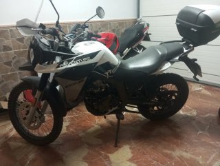 Um 125 Adventure Moto. Tef 655616612