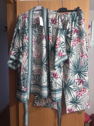 Conjunto Kimono y Pantalón Women'secret