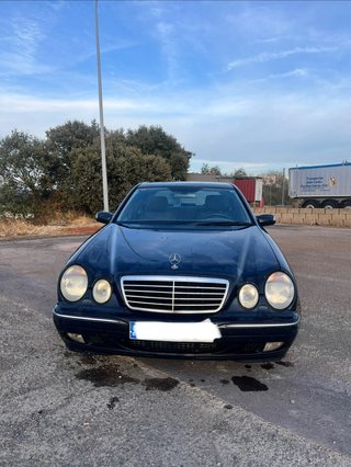 Coche Mercedes-Benz
