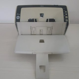 Scanner Fujitsu fi-6130