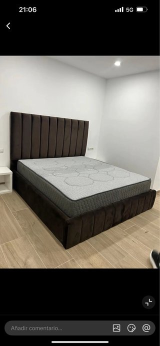 Canapé tapizado en 24h