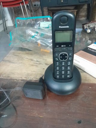 Teléfono Inalámbrico Panasonic Negro