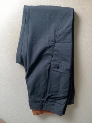 Pantalón de trekking Quechua gris