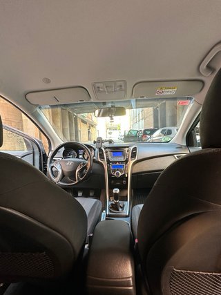 Hyundai i30 1.4 100CV Tecno 68.000 km Etiqueta C