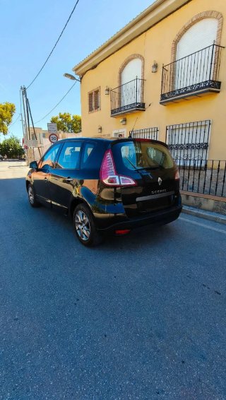 Renault Scenic 2011