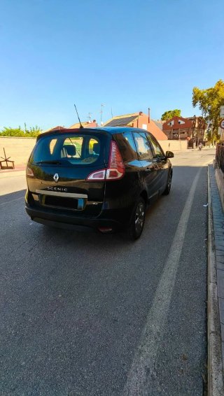 Renault Scenic 2011