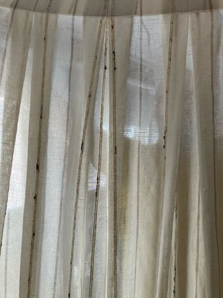 Cortinas ligeras en tela de alta calidad