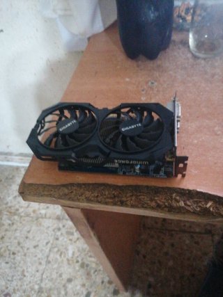 Tarjeta Gráfica Nvidia GeForce GTX 750 Ti 4GB