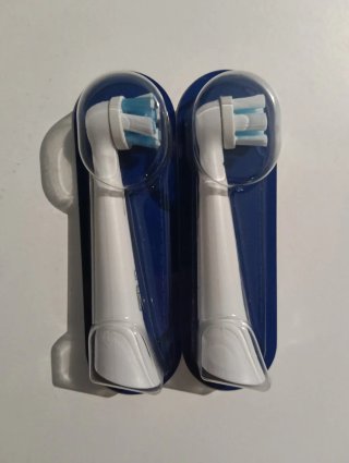 Confezione da 2 testine originali Oral-B iO (nuove)