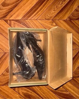 Zapatos tacón ante marrón Gloria Ortiz