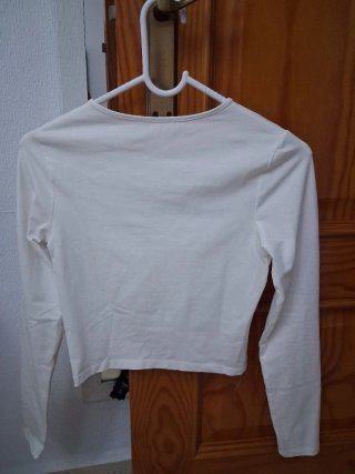 Camiseta muy chula talla M pero talla pequeña
