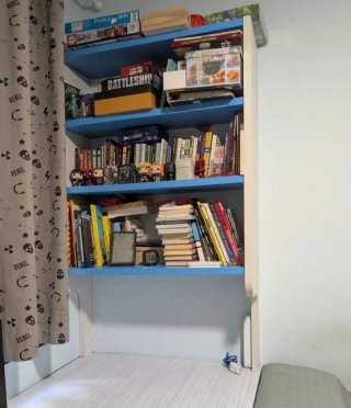 Habitación juvenil completa , se recoge en Madrid