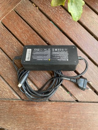 Patinete Eléctrico Xiaomi con Casco