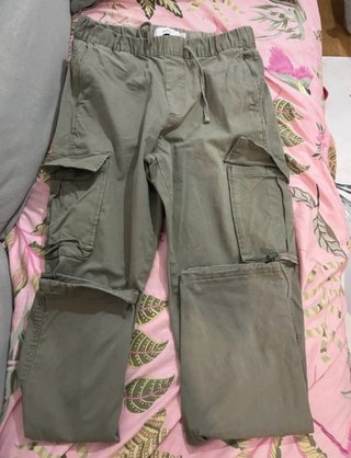 Pantalones cargo verdes