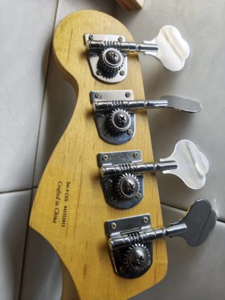 Bajo Eléctrico Fender Squier Jazzbass Negro