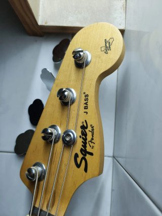 Bajo Eléctrico Fender Squier Jazzbass Negro